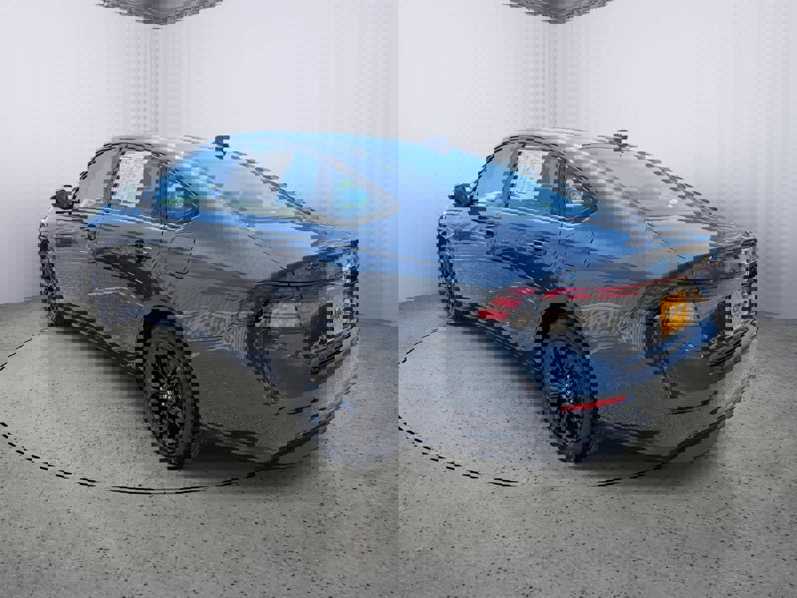 Certified 2025 Honda Accord SE image 4