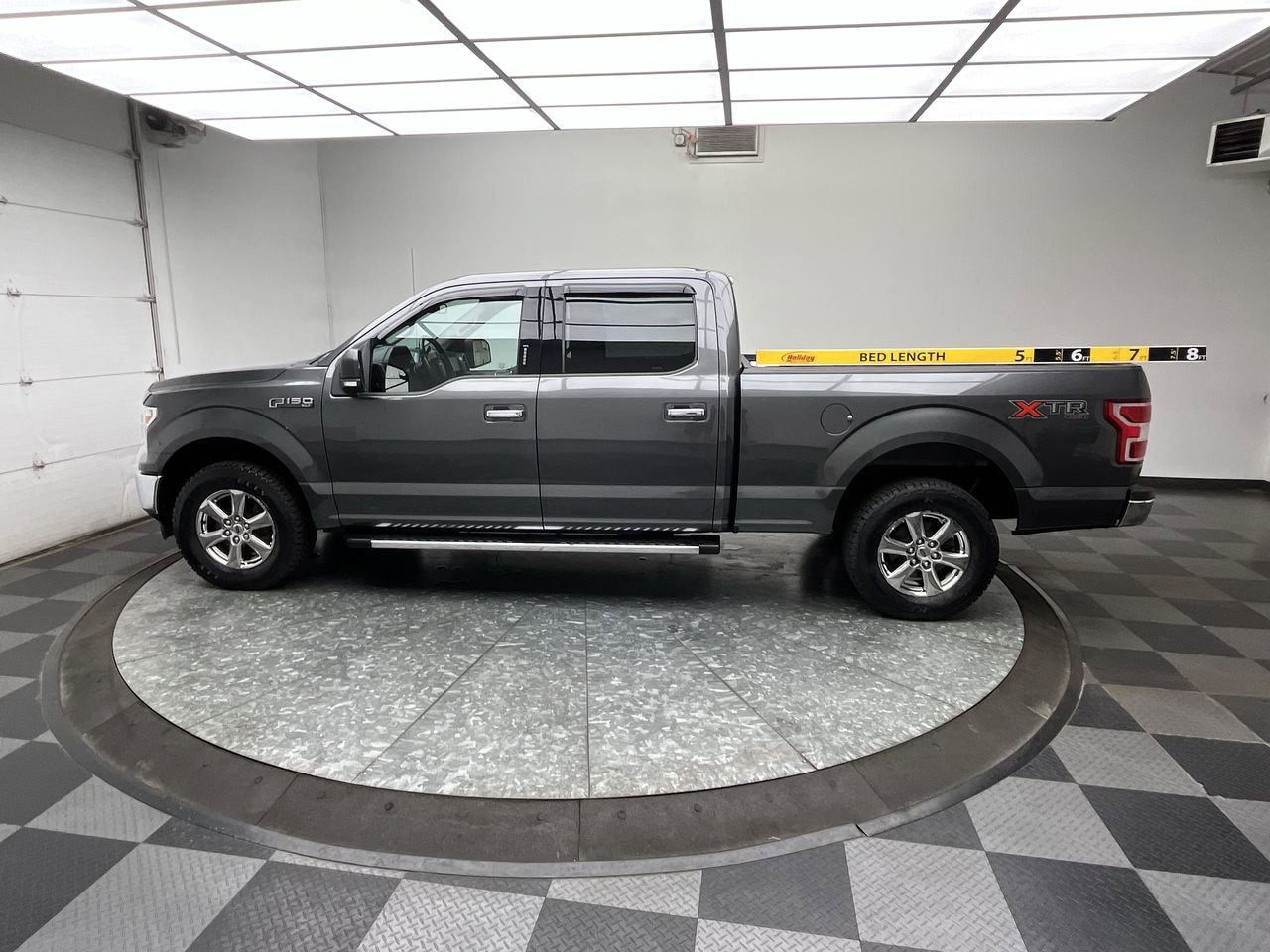 Used 2018 Ford F150 XLT w/ Equipment Group 302A Luxury AWD/4WD image 6