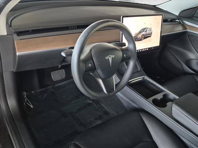 Used 2023 Tesla Model 3 Standard Range RWD image 10