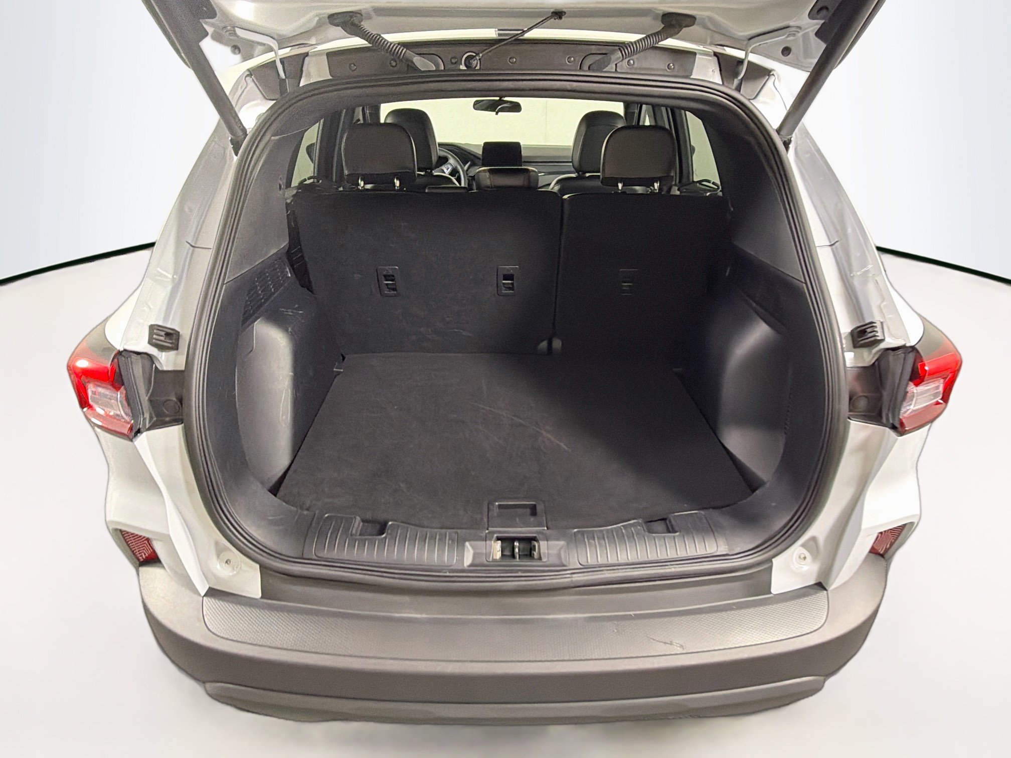 Used 2025 Ford Escape ST-Line Select AWD/4WD image 28