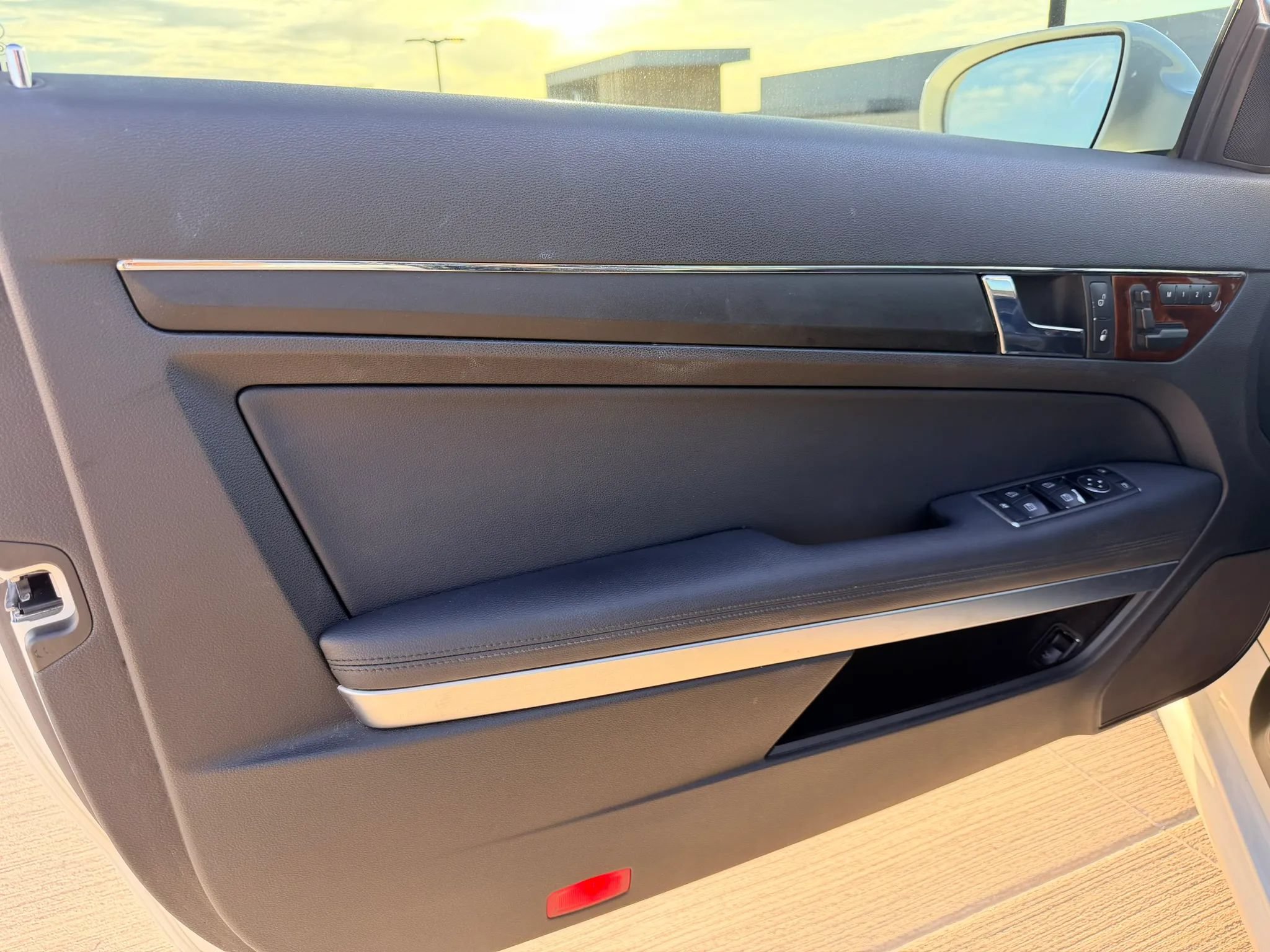 Used 2010 Mercedes-Benz E 550 Coupe image 17