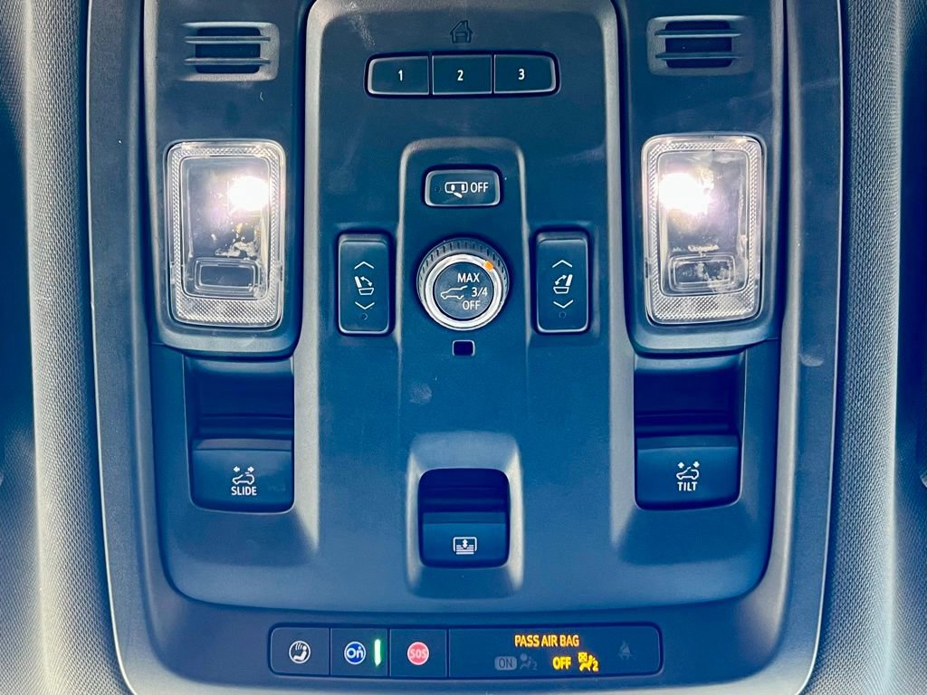 Used 2021 GMC Yukon XL AT4 w/ AT4 Premium Plus Package image 37