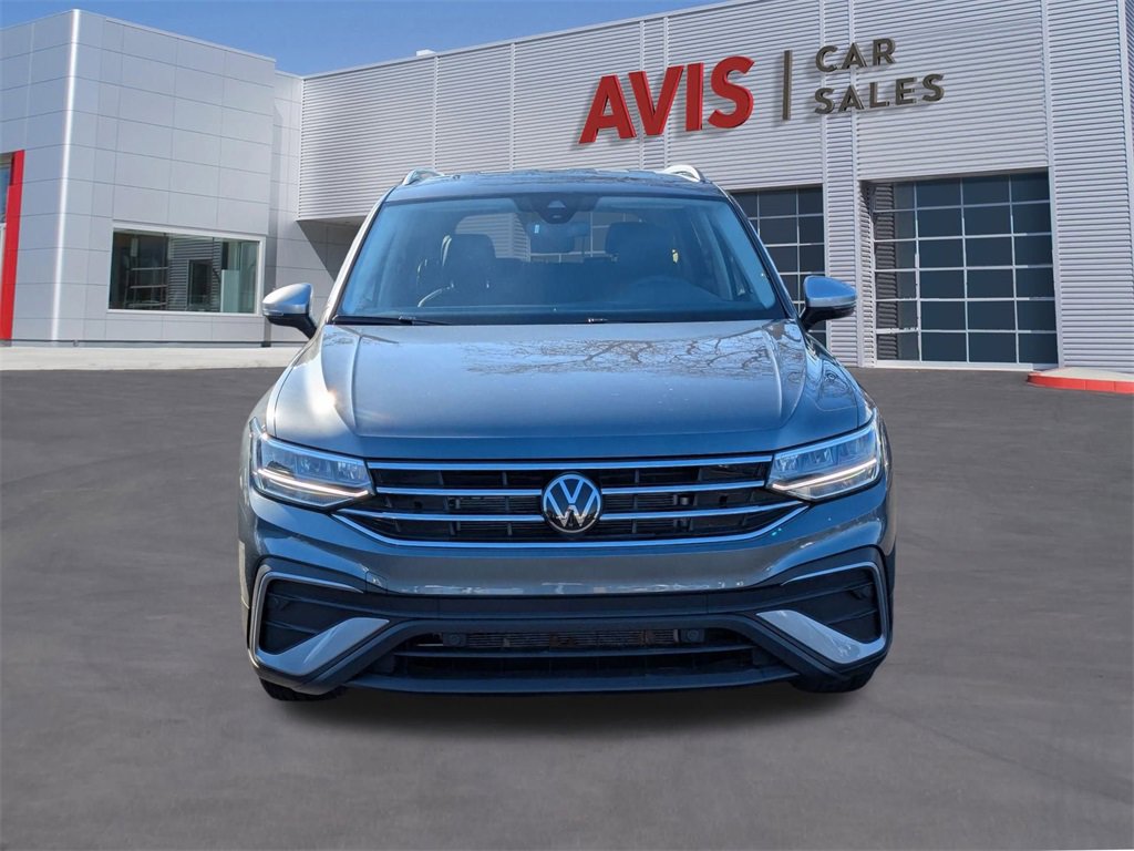 Used 2024 Volkswagen Tiguan SE image 10