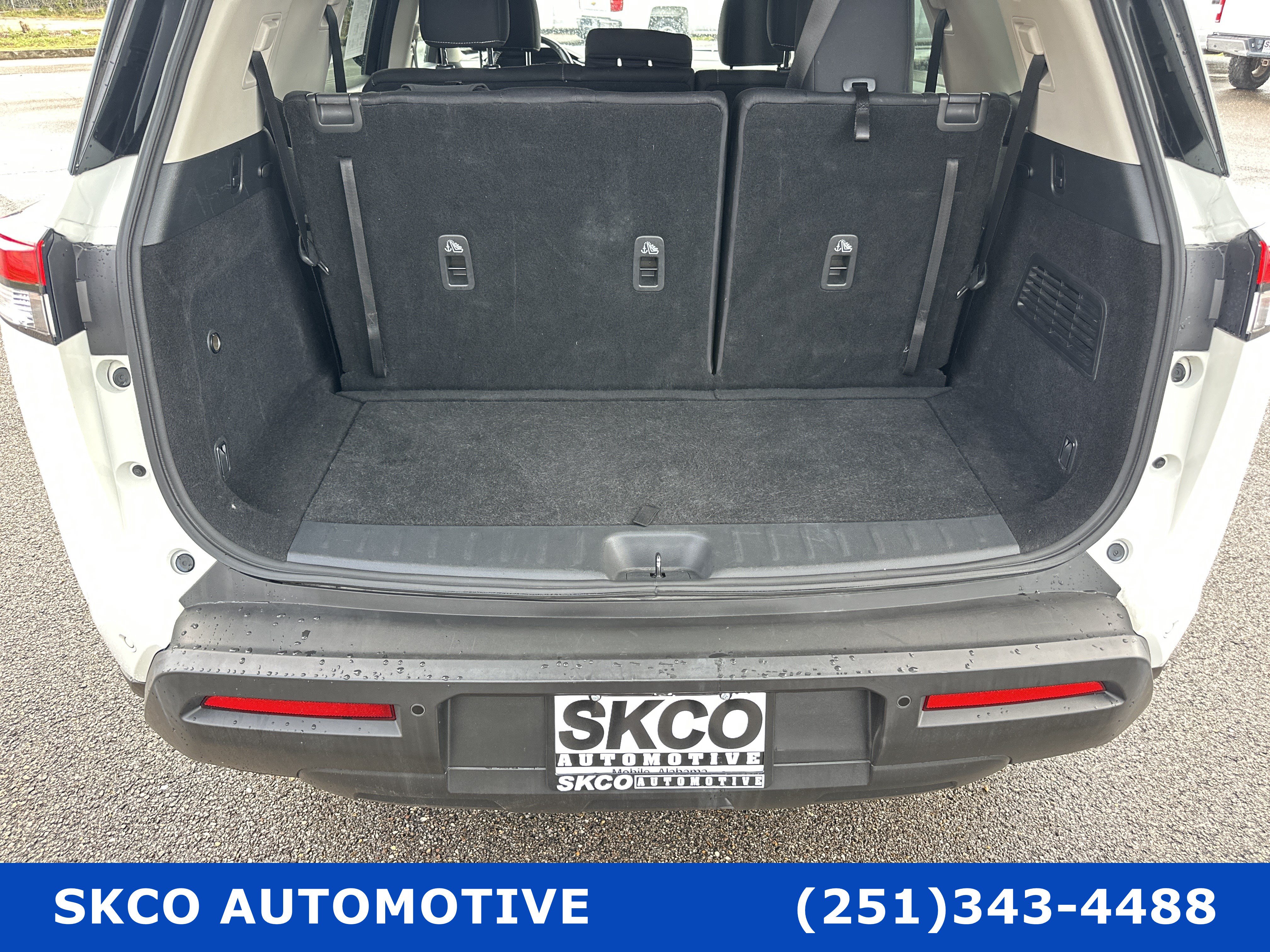 Used 2022 Nissan Pathfinder SV FWD image 21