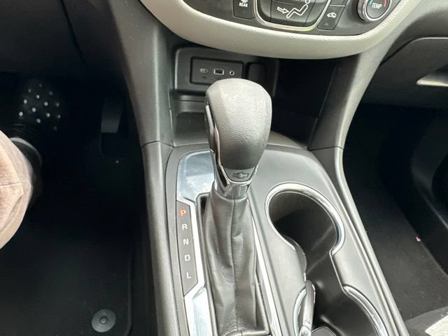 Used 2023 Chevrolet Equinox LS FWD image 33