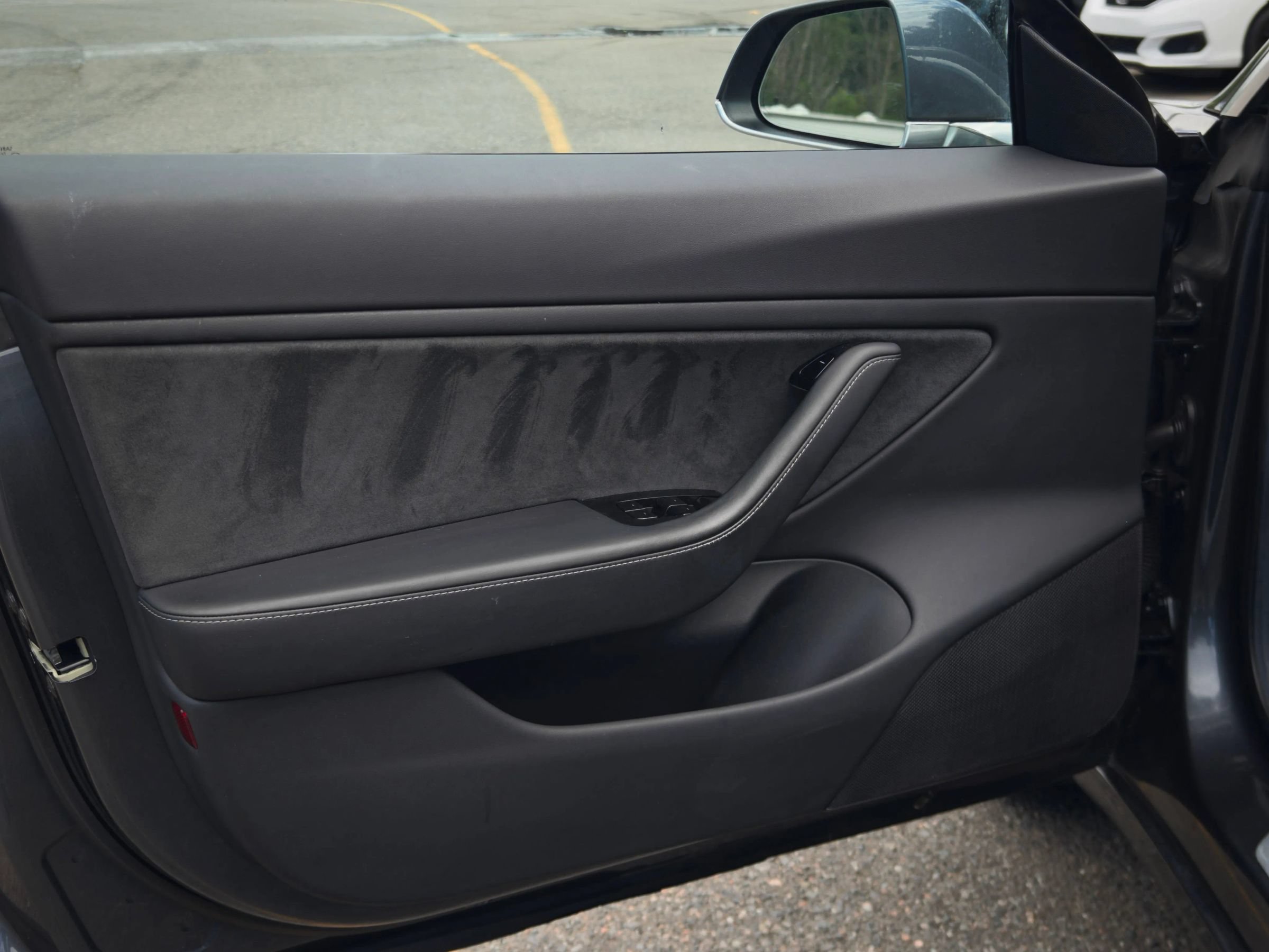 Used 2018 Tesla Model 3 Long Range RWD image 19