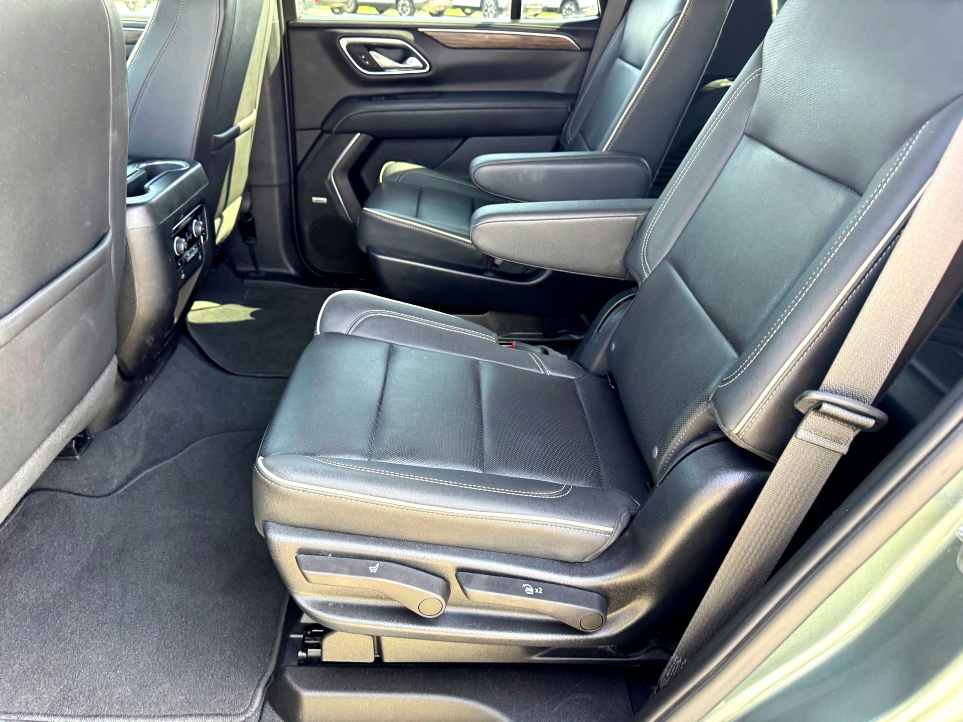 Used 2023 Chevrolet Tahoe Premier image 19