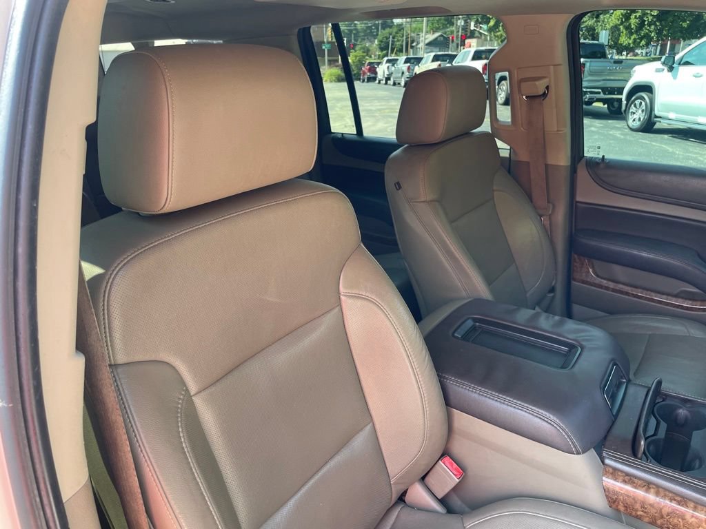 Used 2015 Chevrolet Suburban LTZ AWD/4WD image 37