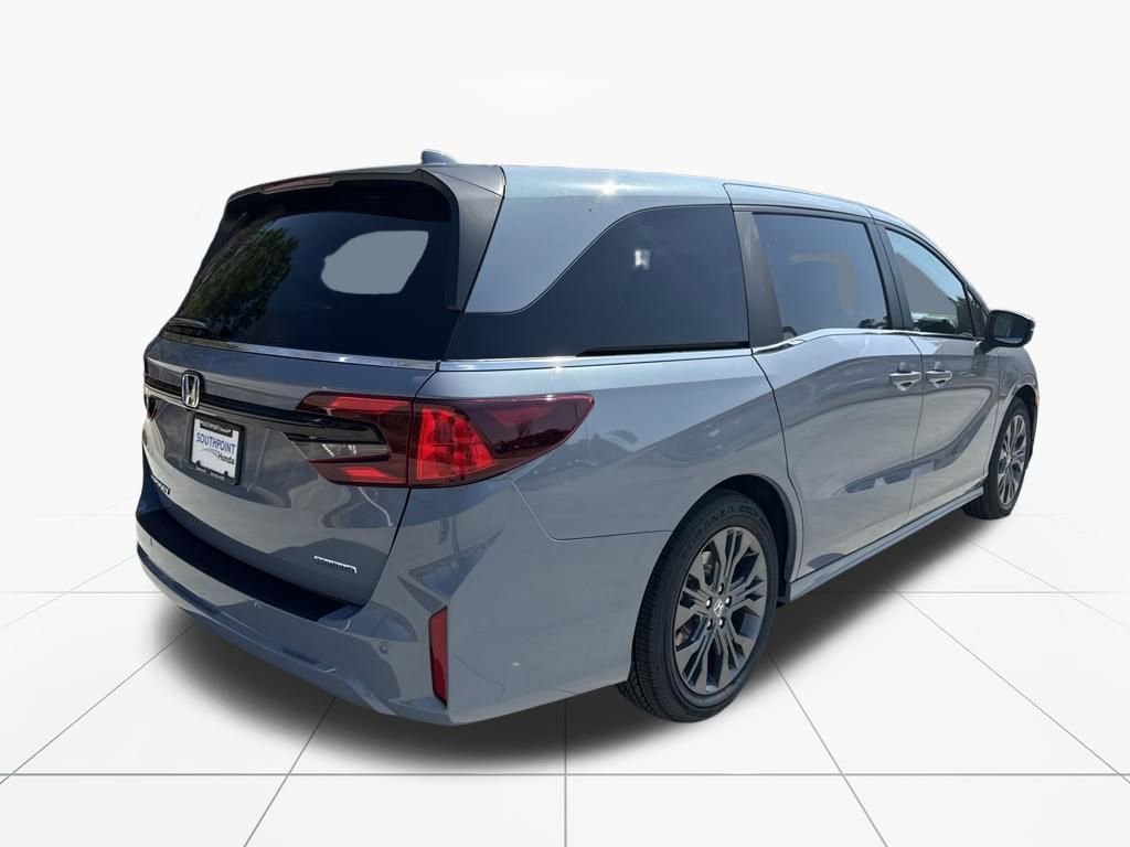 New 2026 Honda Odyssey Touring image 8