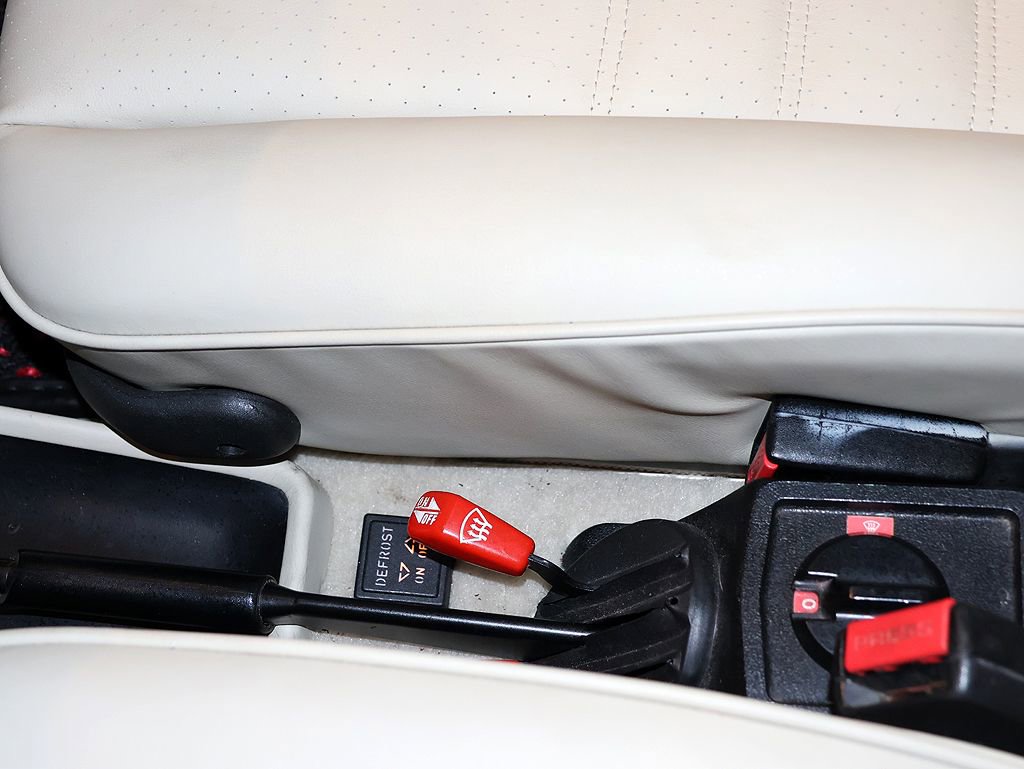 Used 1988 Porsche 911 Carrera RWD image 64