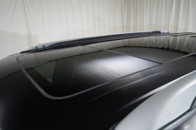 Used 2017 Ford Explorer XLT w/ Equipment Group 201A image 26