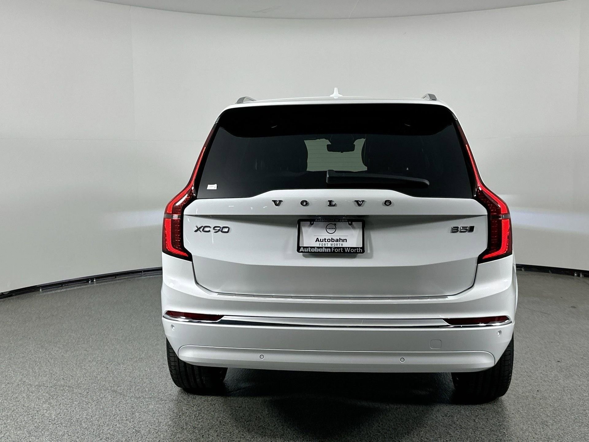 New 2026 Volvo XC90 B5 Plus image 5