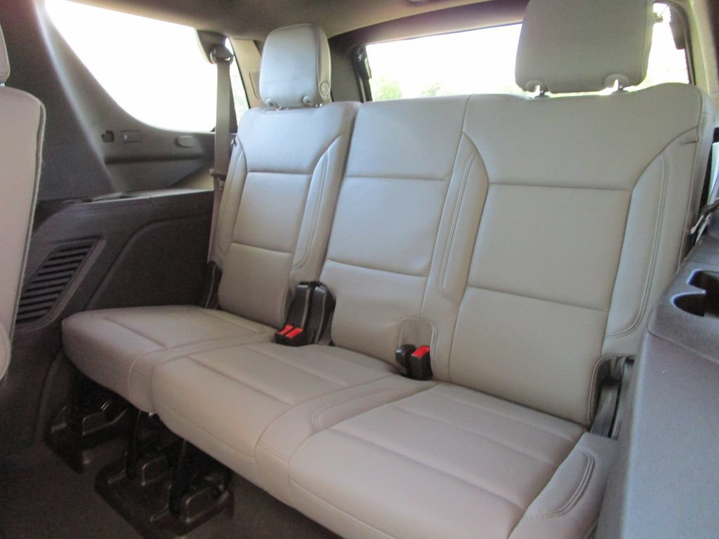 Used 2023 Chevrolet Tahoe LT w/ Luxury Package RWD image 24