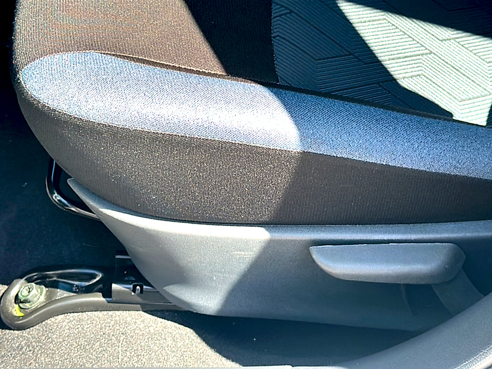 Certified 2025 Nissan Versa SV w/ Trunk Package FWD image 15