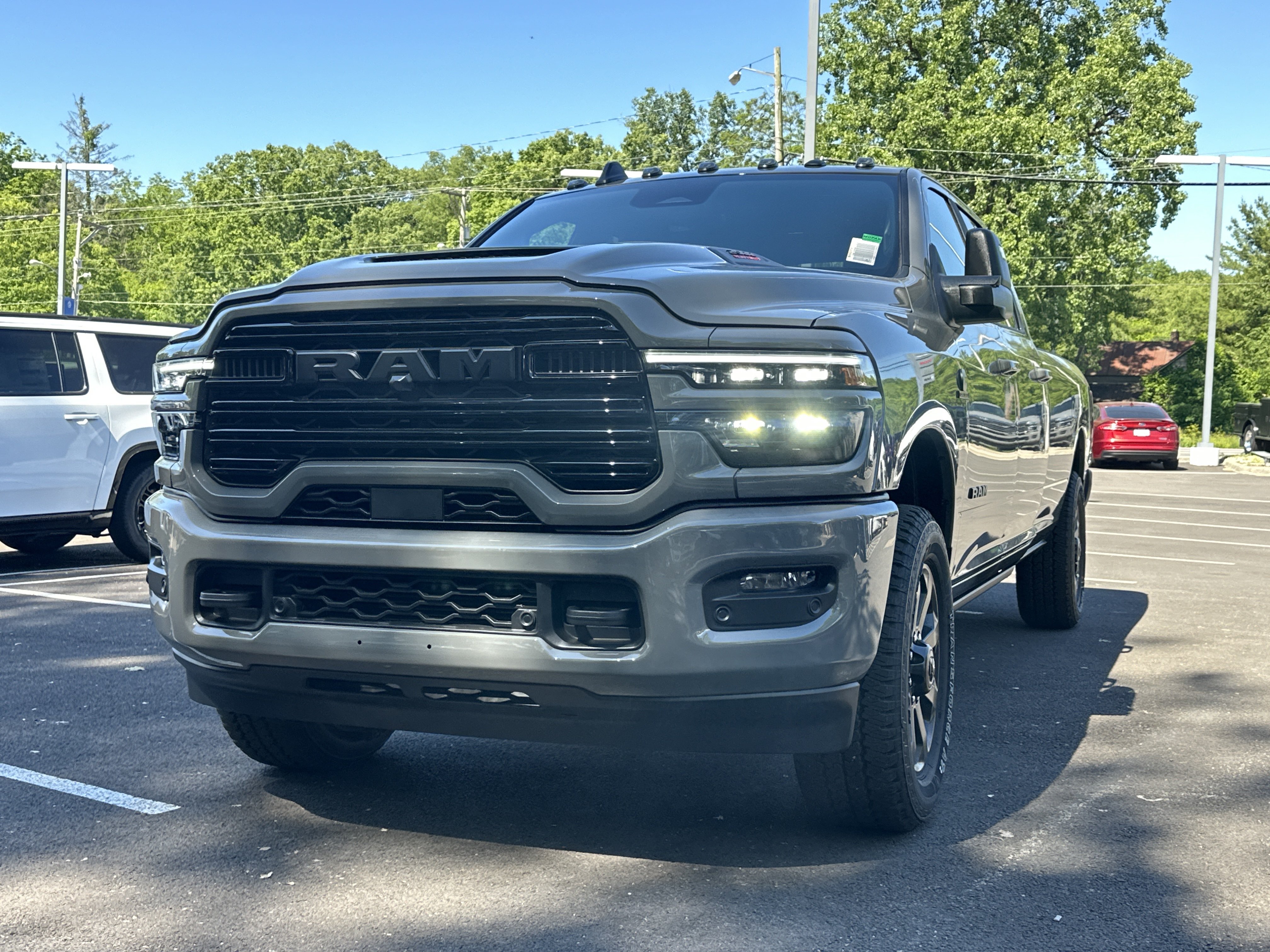 New 2026 RAM 2500 Laramie AWD/4WD image 24