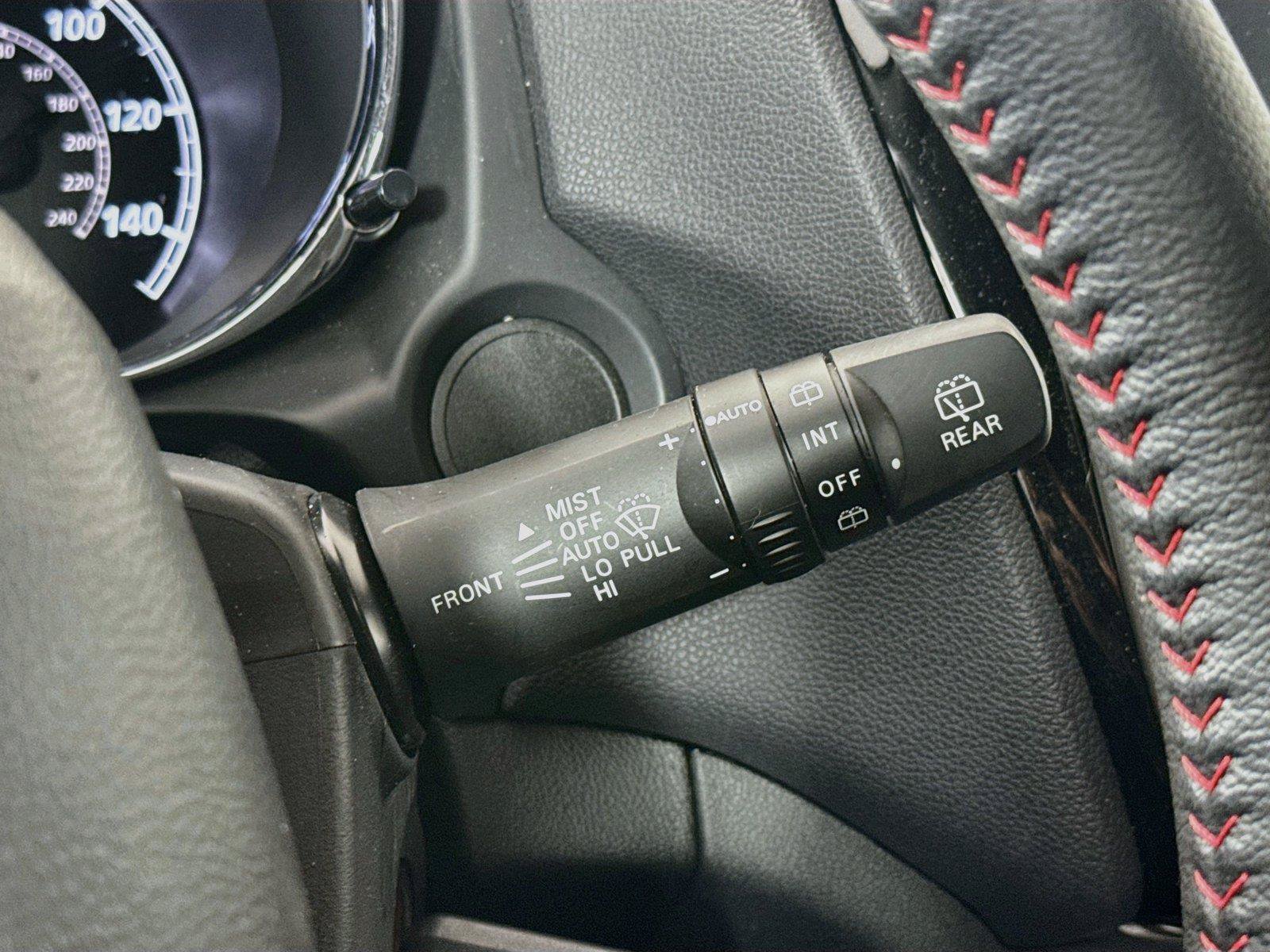 Used 2025 Mitsubishi Outlander Sport LE AWD/4WD image 15