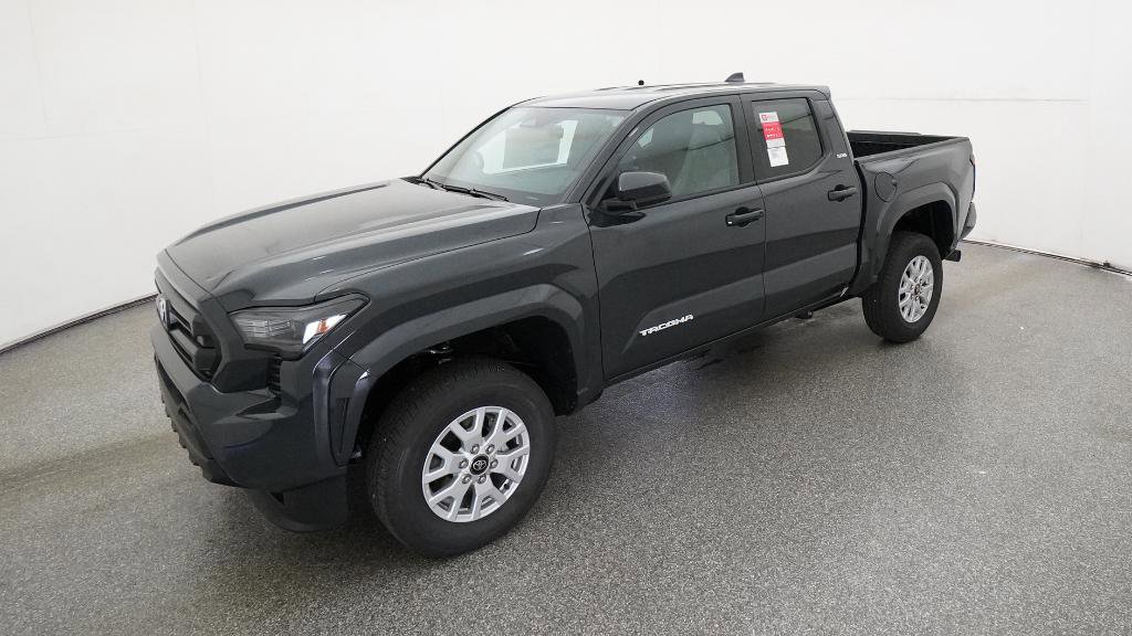 New 2025 Toyota Tacoma SR5