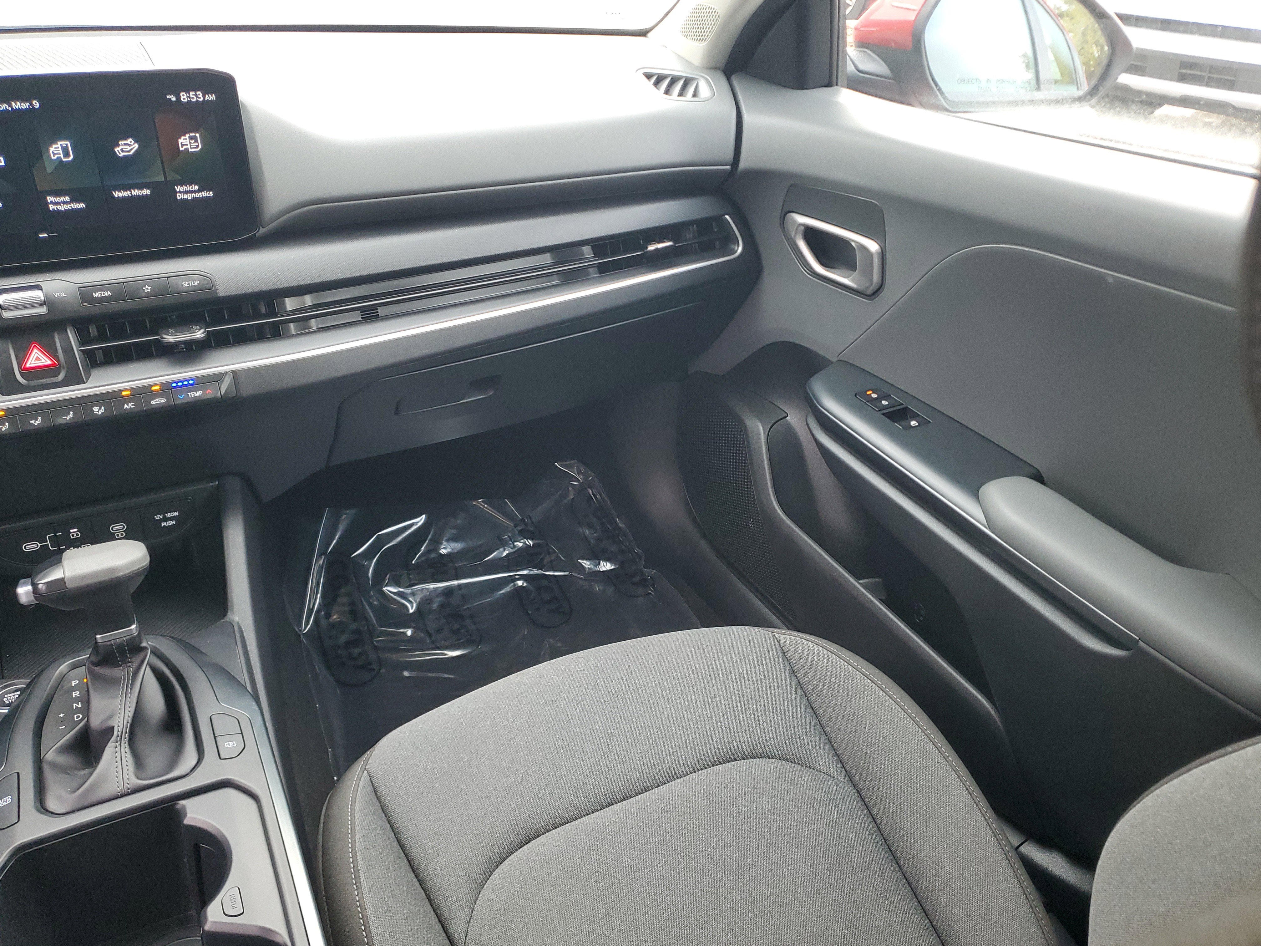 Used 2025 Kia K4 LXS image 14