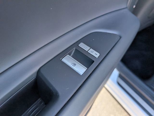 Used 2024 Genesis GV80 2.5T w/ Prestige Package image 11