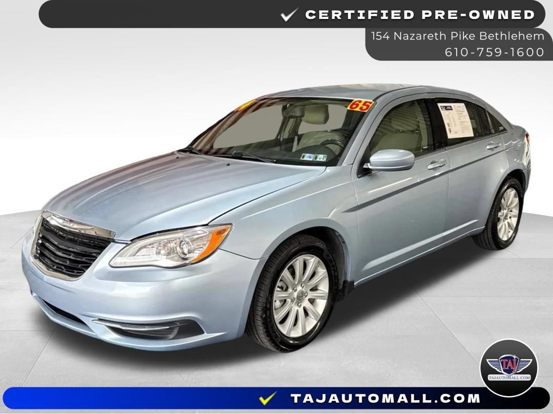 Used 2014 Chrysler 200 Touring FWD video 1