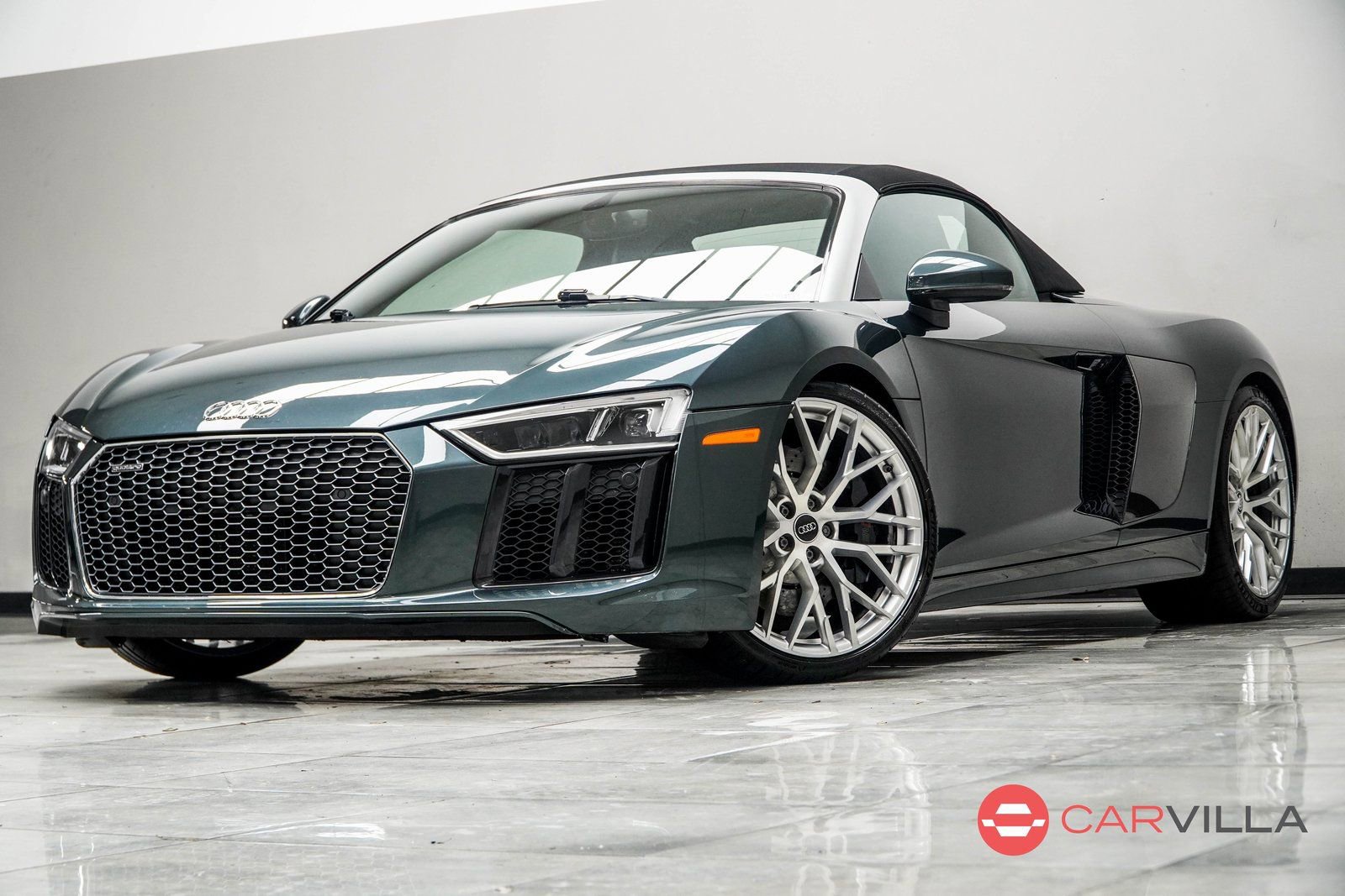 Used 2017 Audi R8 V10 w/ Carbon Exterior Package AWD/4WD image 9
