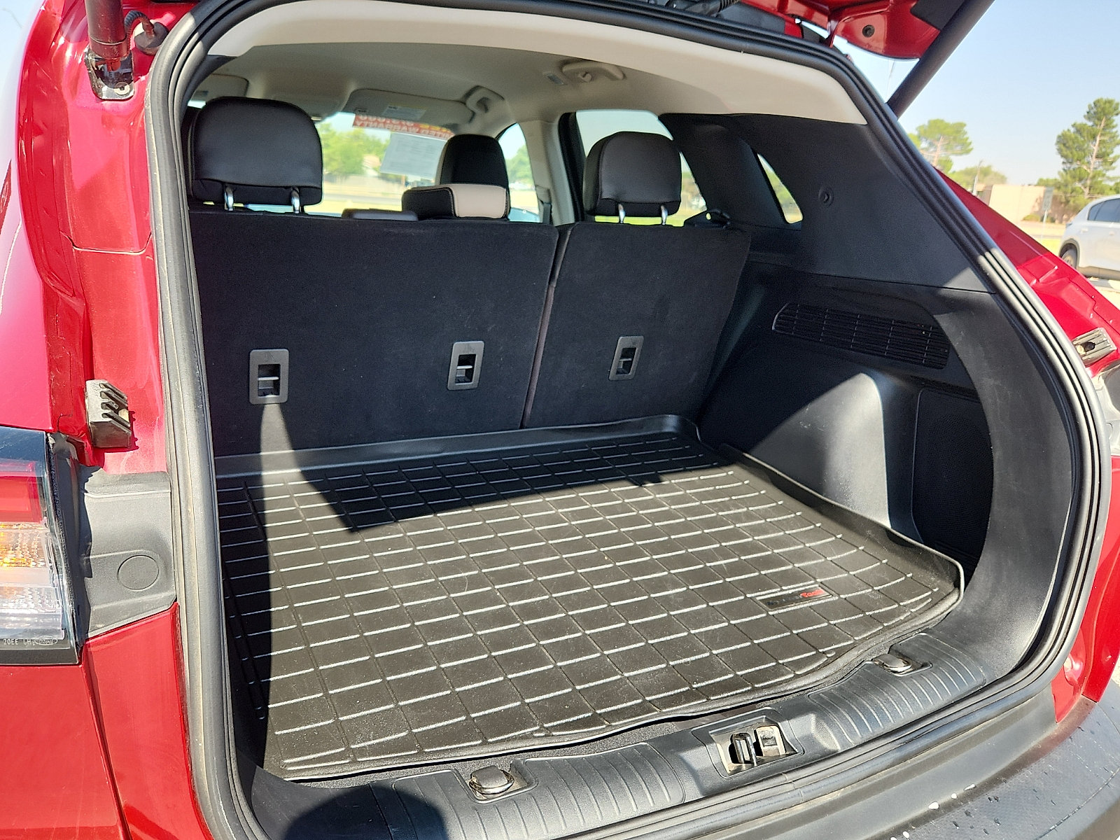 Used 2021 Ford Escape SEL w/ Technology Package FWD image 9