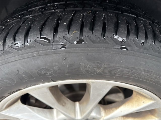 Used 2017 Ford Fusion SE w/ Fusion SE Technology Package image 8