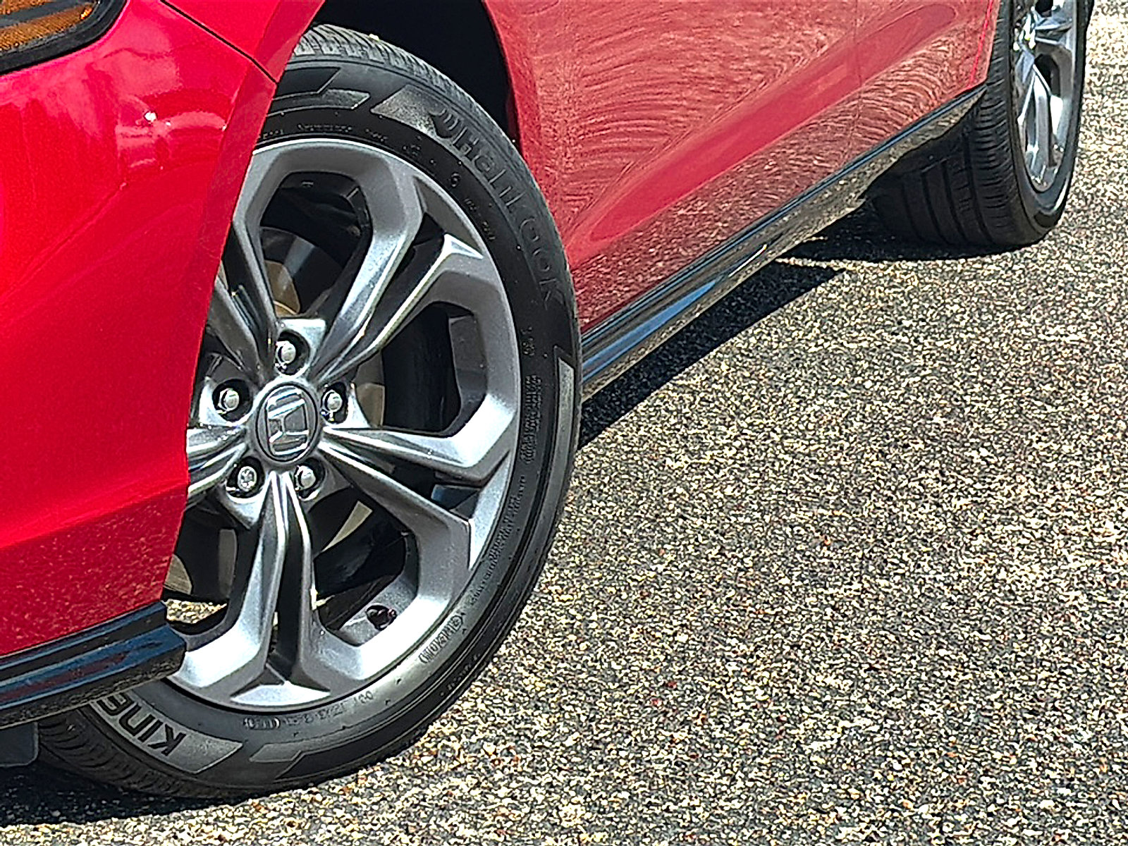 Used 2023 Honda Accord EX-L image 3