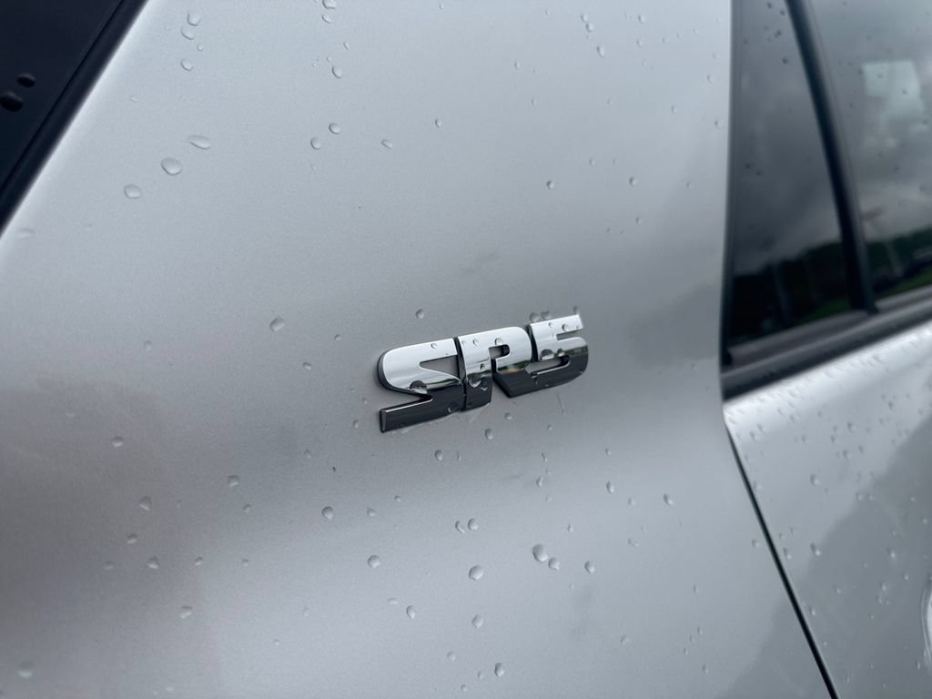 Used 2018 Toyota 4Runner SR5 AWD/4WD image 27