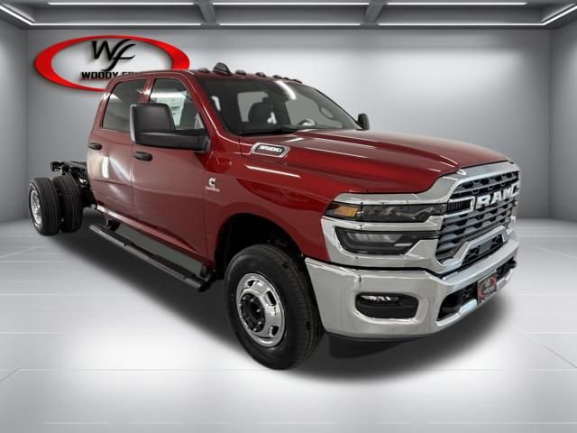 New 2026 RAM 3500 Tradesman w/ Chrome Appearance Group A AWD/4WD image 3