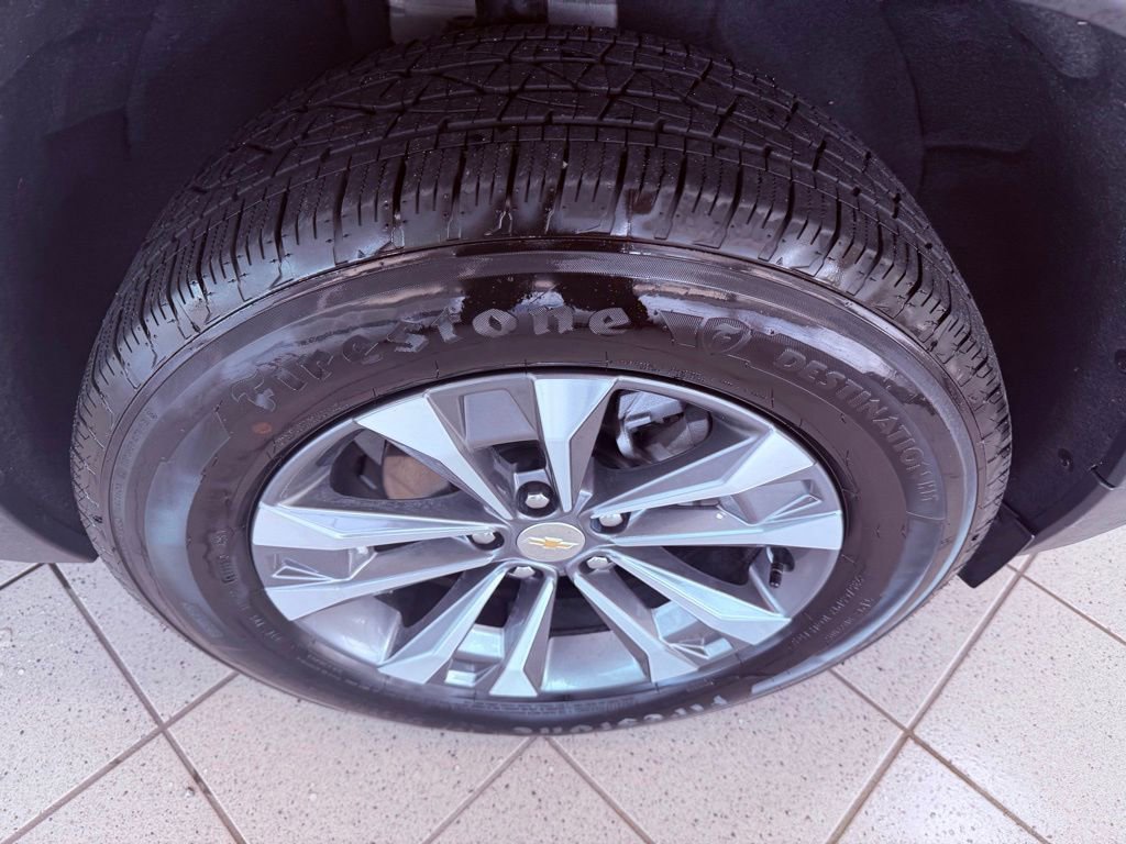 Used 2026 Chevrolet Equinox LT w/ Convenience Package II FWD image 16