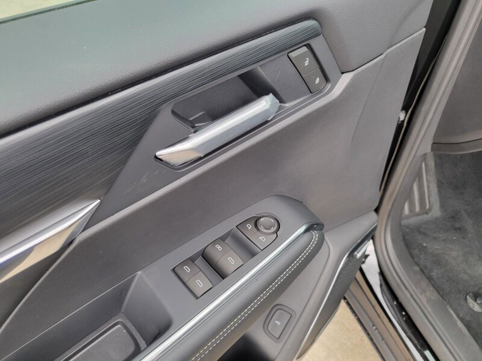 New 2026 GMC Acadia Elevation w/ Black Edition image 12