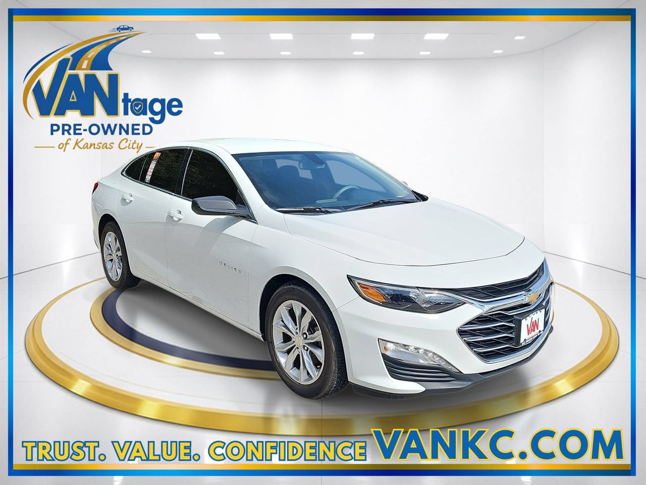 Used 2019 Chevrolet Malibu LT FWD image 3