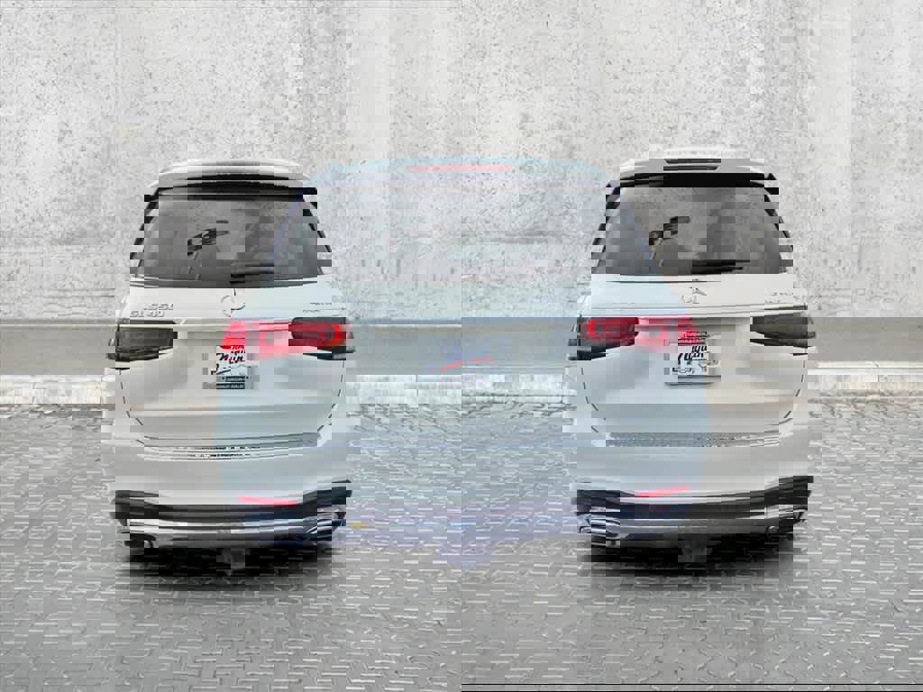 Used 2022 Mercedes-Benz GLS 450 4MATIC image 12