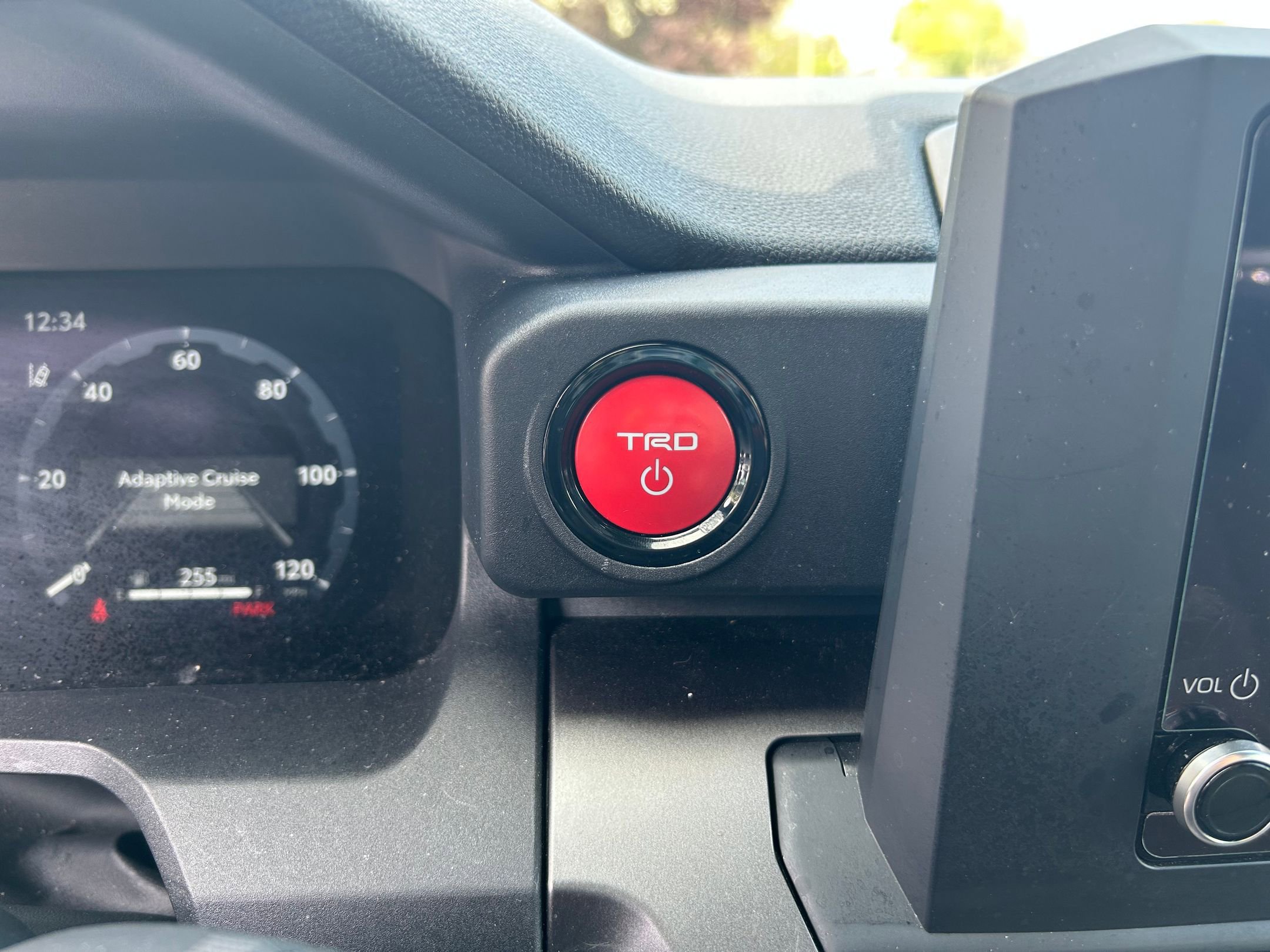Used 2025 Toyota 4Runner TRD Off-Road AWD/4WD image 18