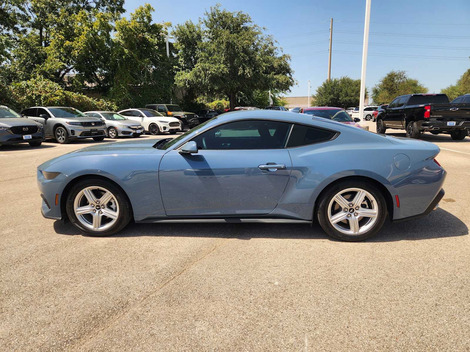 Used 2026 Ford Mustang Coupe RWD image 4