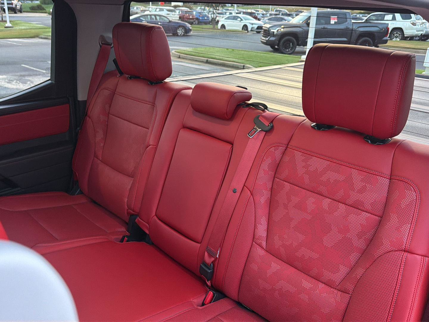 Used 2022 Toyota Tundra TRD Pro AWD/4WD image 32