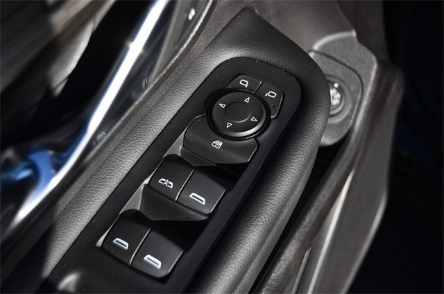 Used 2024 GMC Terrain SLT image 8