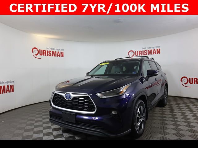 Used 2021 Toyota Highlander XLE image 3