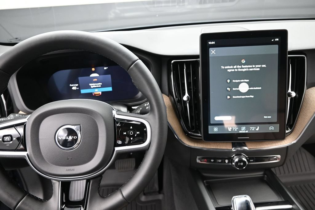 New 2026 Volvo XC60 B5 Plus w/ Climate Package AWD/4WD image 11
