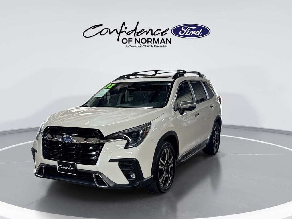 Used 2023 Subaru Ascent Touring AWD/4WD image 3