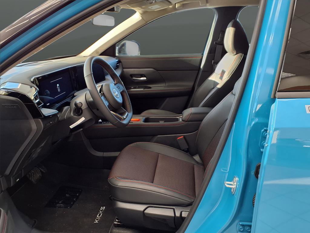 New 2026 Nissan Kicks SR AWD/4WD image 17