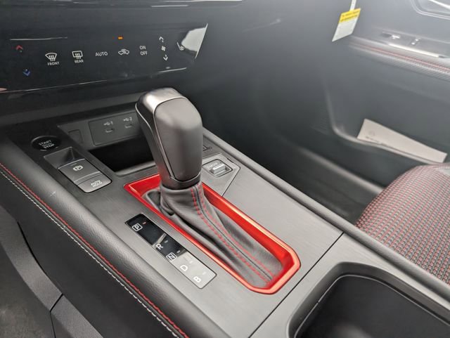 New 2026 Nissan Kicks SR w/ Cold Weather Package image 21