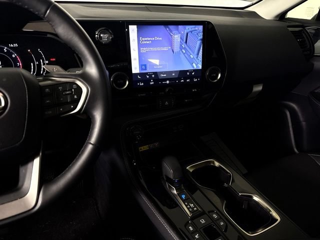 Certified 2025 Lexus NX 350 AWD w/ Accessory Package (2T) image 26