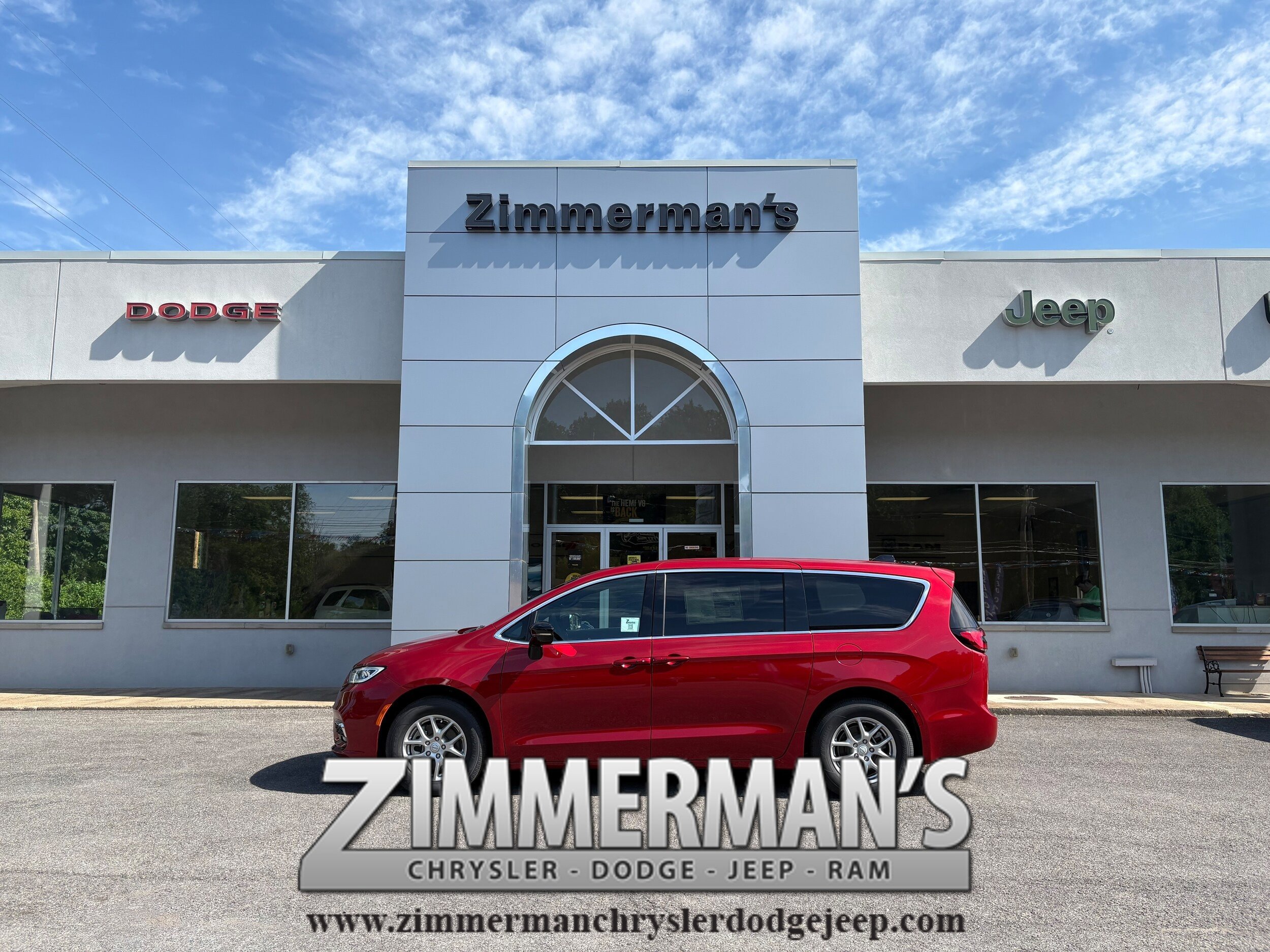 New 2026 Chrysler Pacifica Select