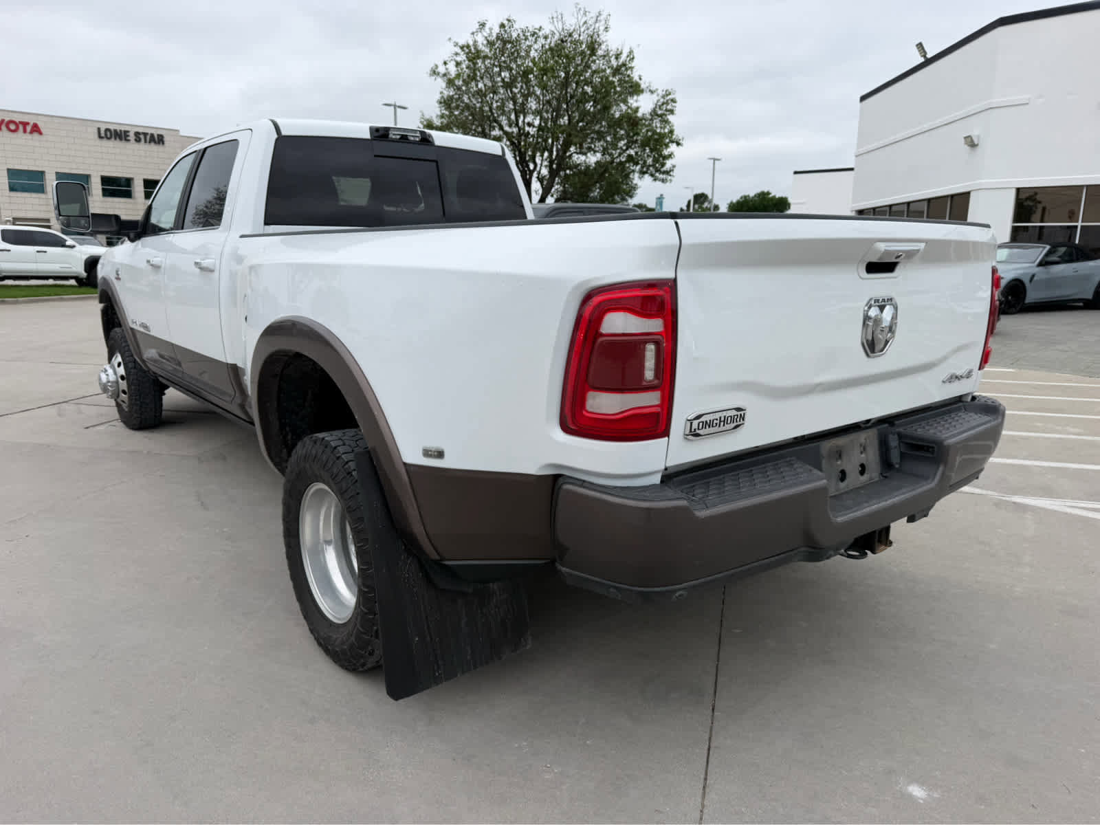 Used 2021 RAM 3500 Limited AWD/4WD image 2