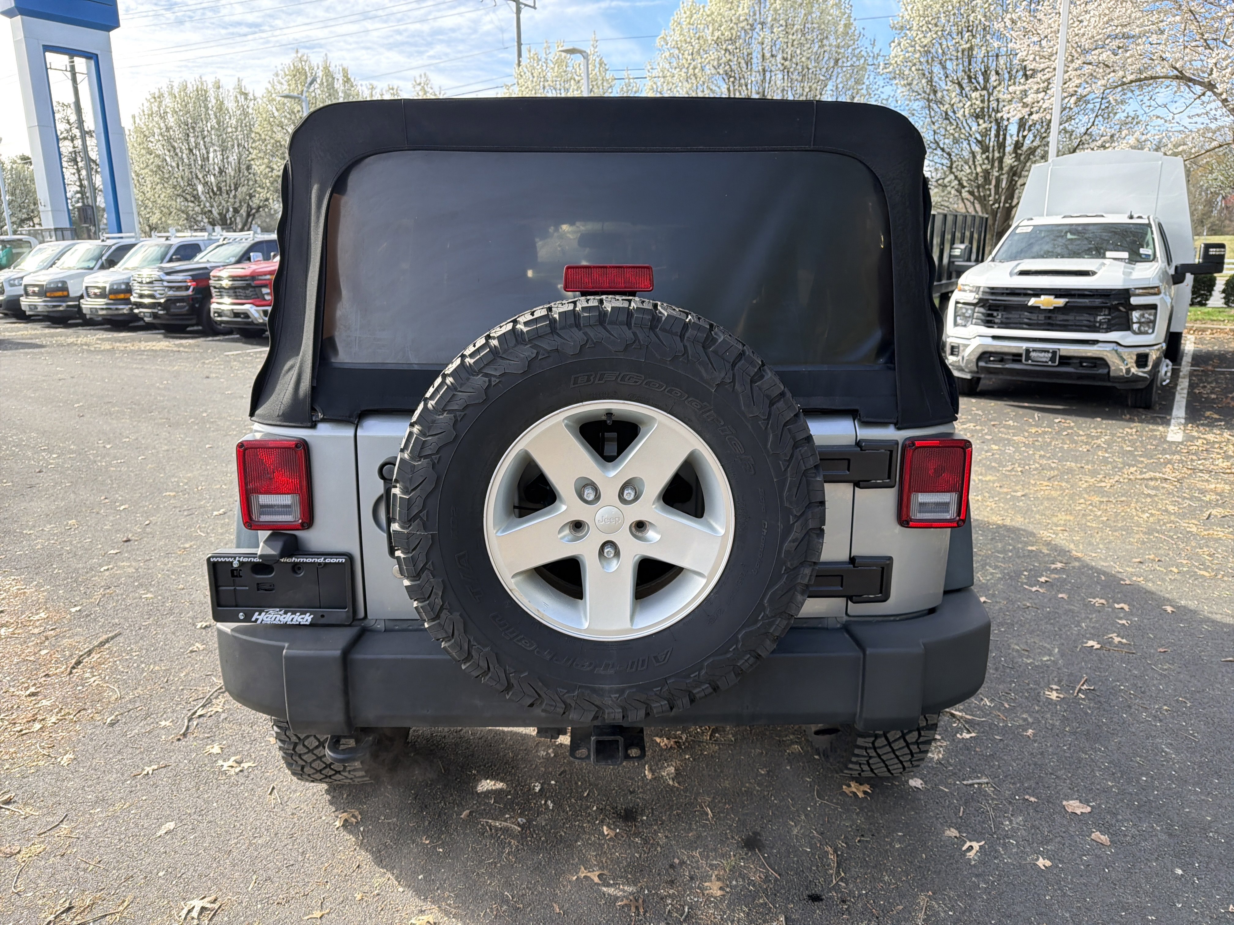 Used 2015 Jeep Wrangler Unlimited Sport w/ Quick Order Package 24S image 9