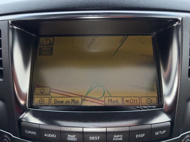 Used 2011 Lexus LX 570 570 w/ Luxury Pkg image 15