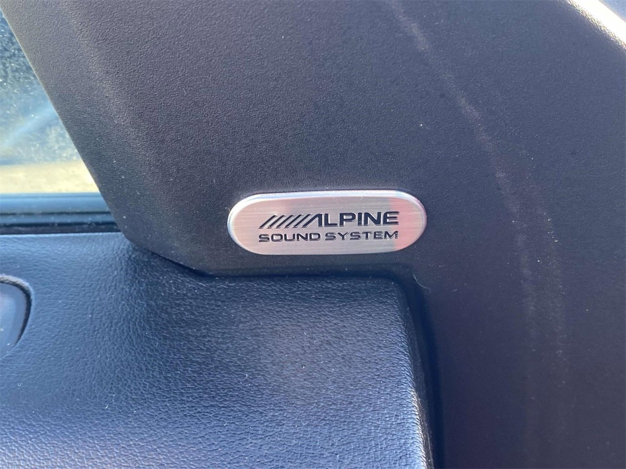 Used 2022 Dodge Charger SXT w/ Plus Group image 17