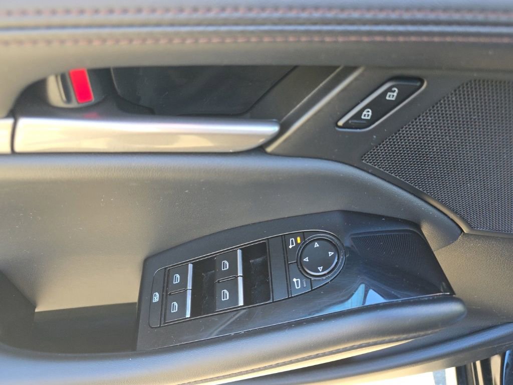 Used 2025 MAZDA MAZDA3 s Sport image 18